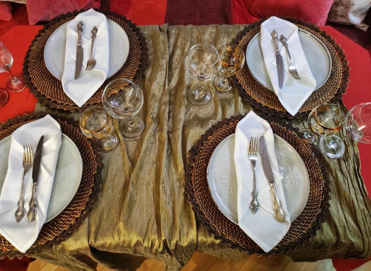 קוטאיסי Friendly Guest House מראה חיצוני תמונה