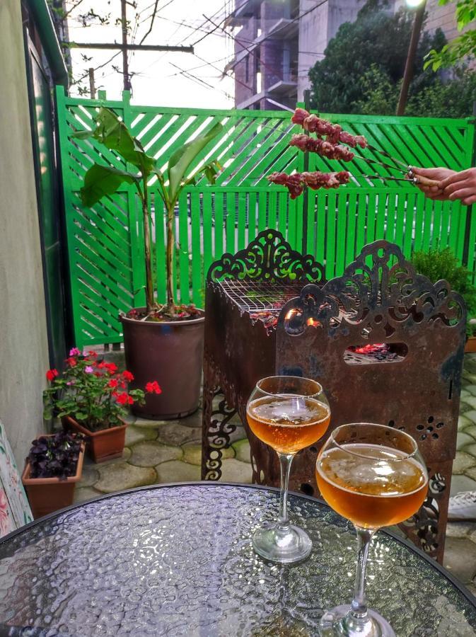 קוטאיסי Friendly Guest House מראה חיצוני תמונה