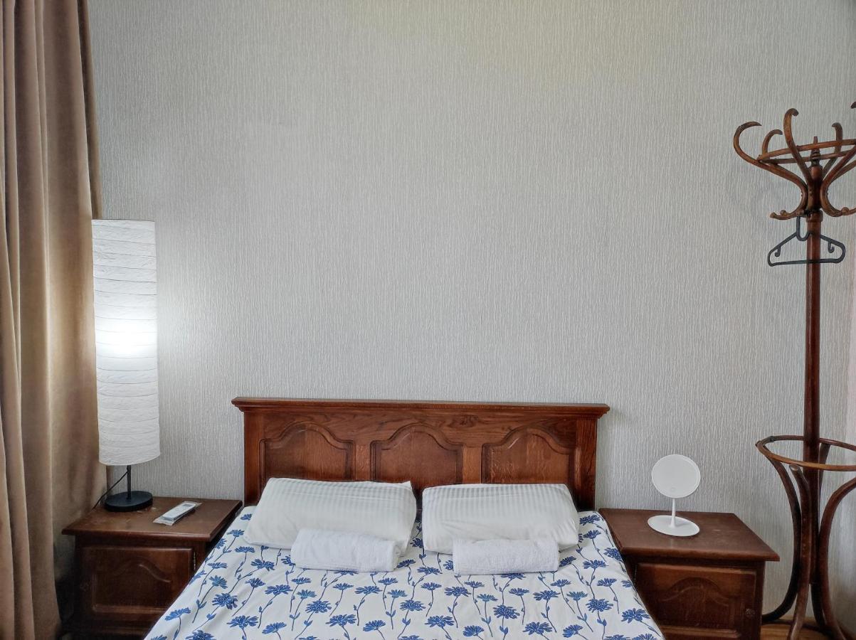 קוטאיסי Friendly Guest House מראה חיצוני תמונה