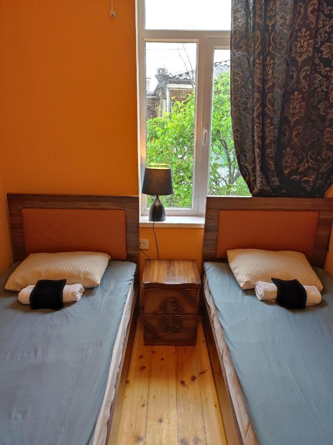 קוטאיסי Friendly Guest House מראה חיצוני תמונה