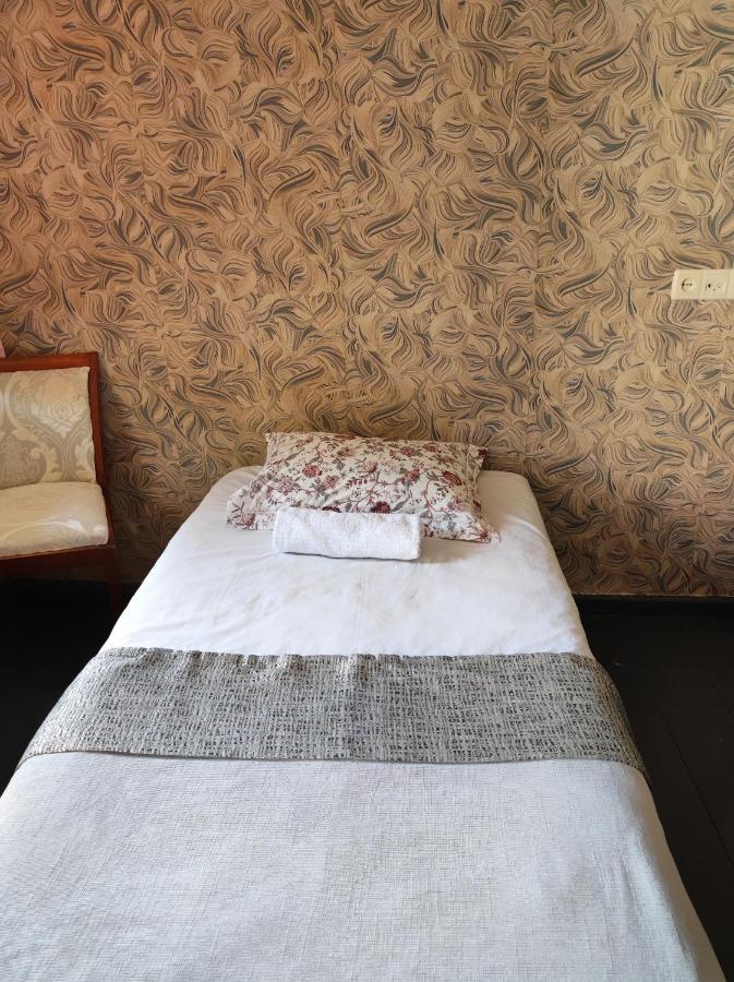 קוטאיסי Friendly Guest House מראה חיצוני תמונה